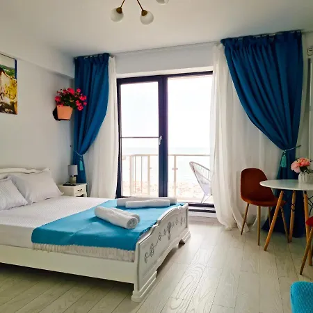 アパート Frontalview - Dolcevita Studio - Beach Mamaia ナボダリ